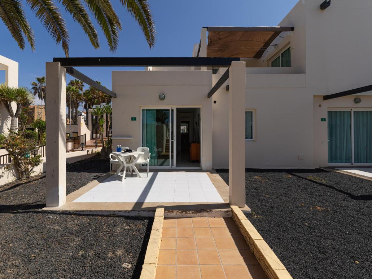 Homeforguest Apartamento Alisios 1 Con Piscina En Corralejo Exteriör bild