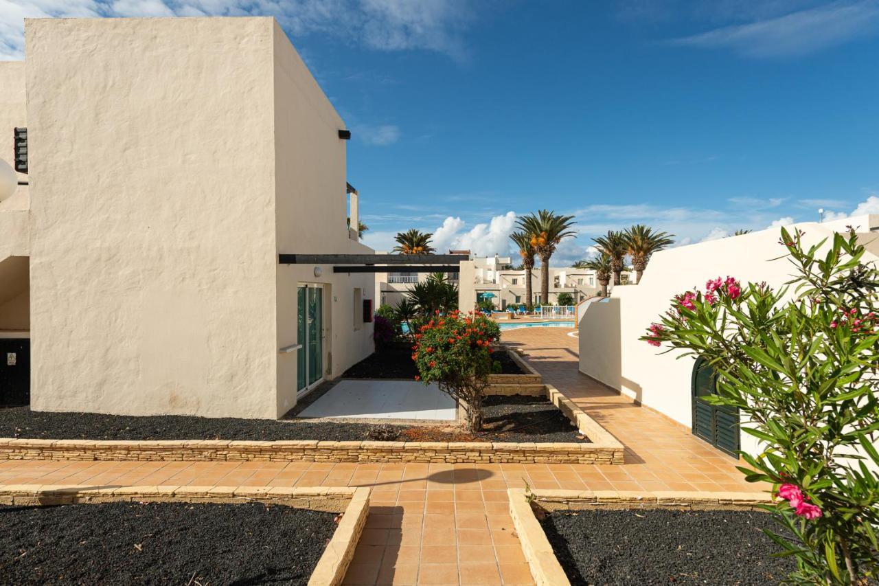 Homeforguest Apartamento Alisios 1 Con Piscina En Corralejo Exteriör bild