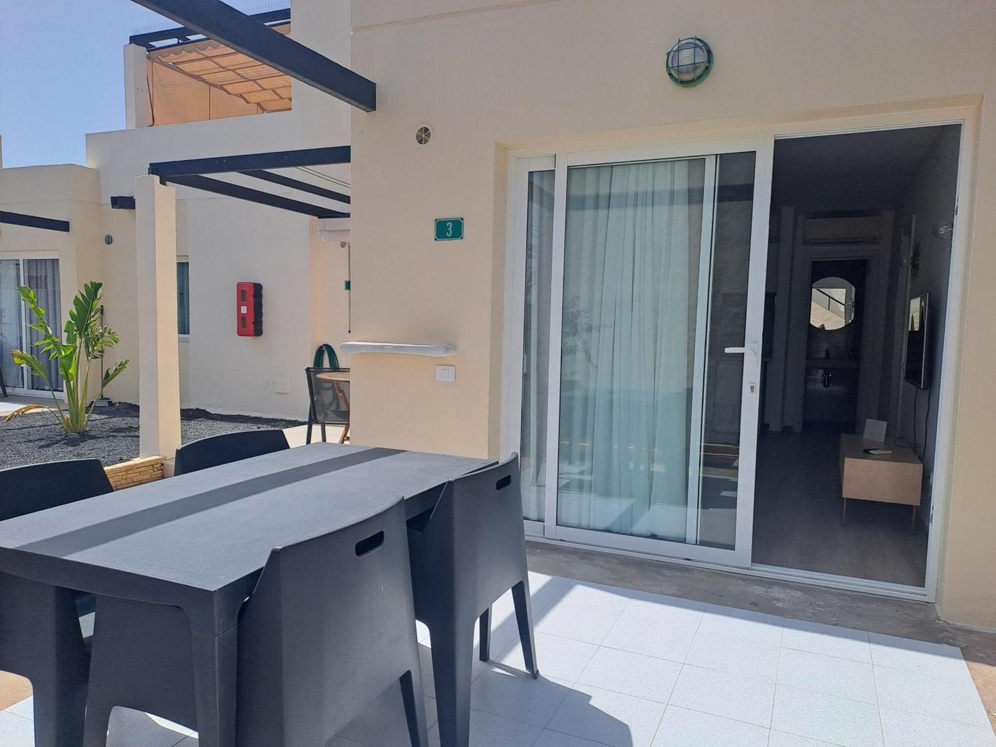 Homeforguest Apartamento Alisios 1 Con Piscina En Corralejo Exteriör bild