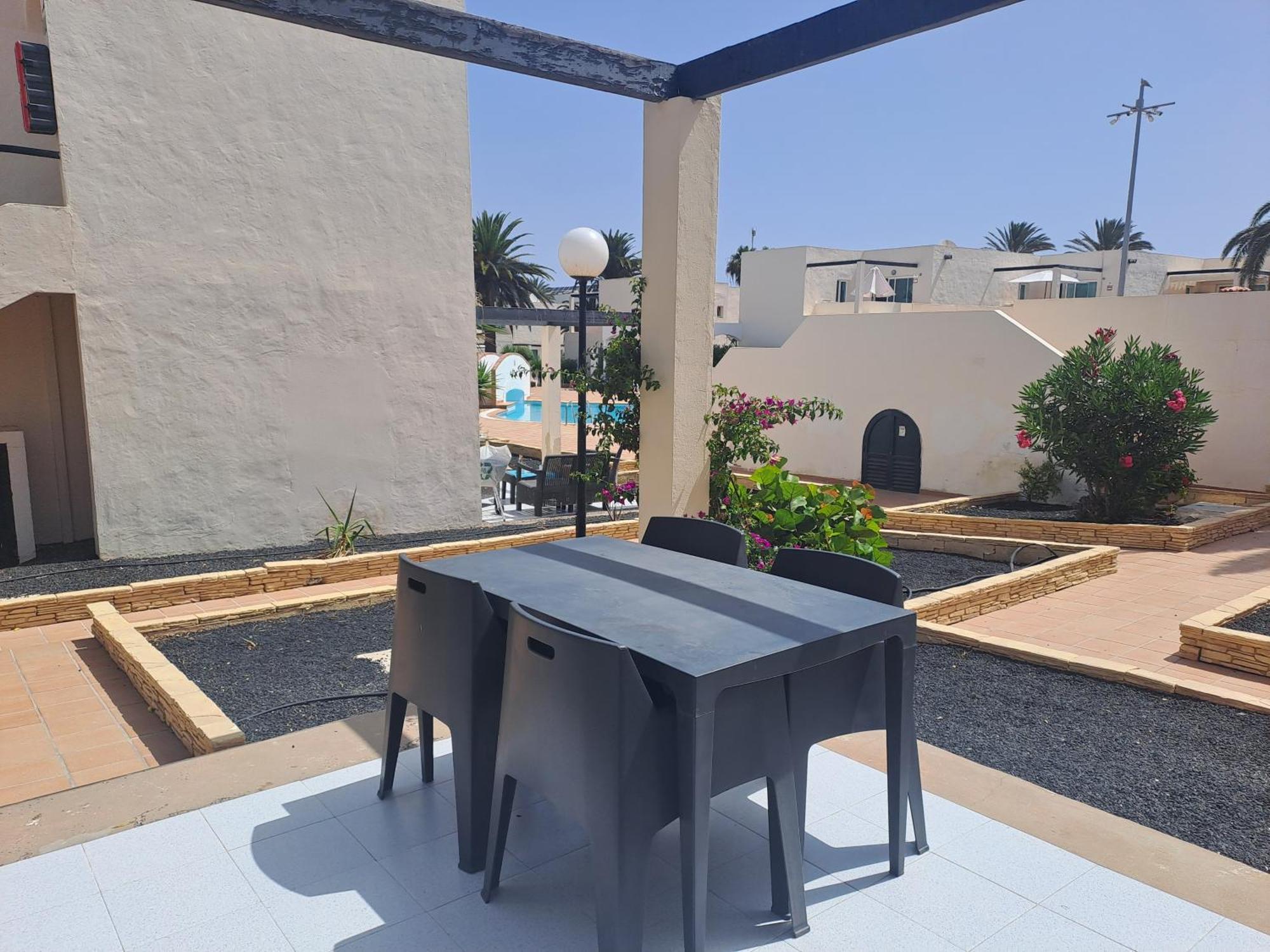 Homeforguest Apartamento Alisios 1 Con Piscina En Corralejo Exteriör bild
